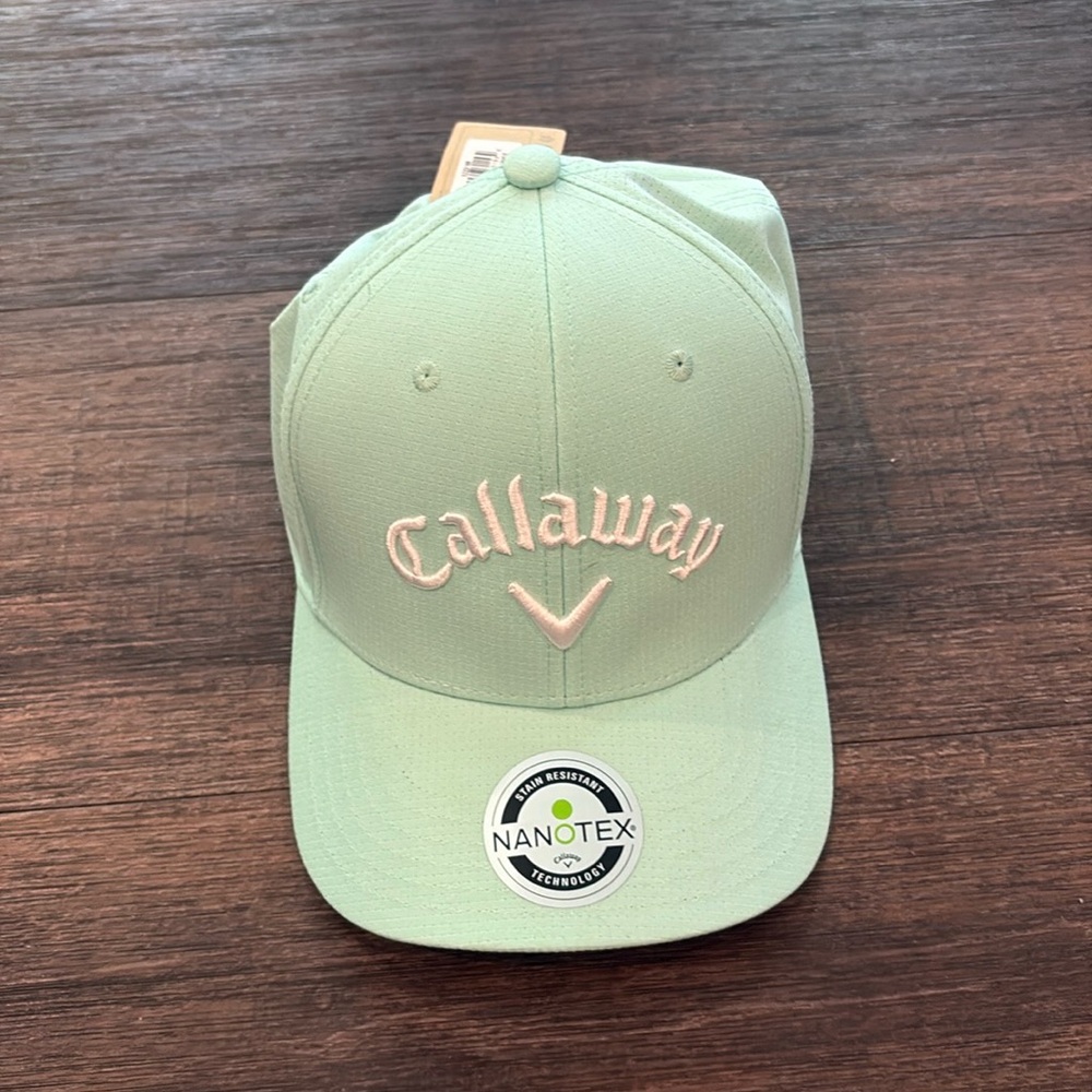 Mens Callaway golf hat. New!
